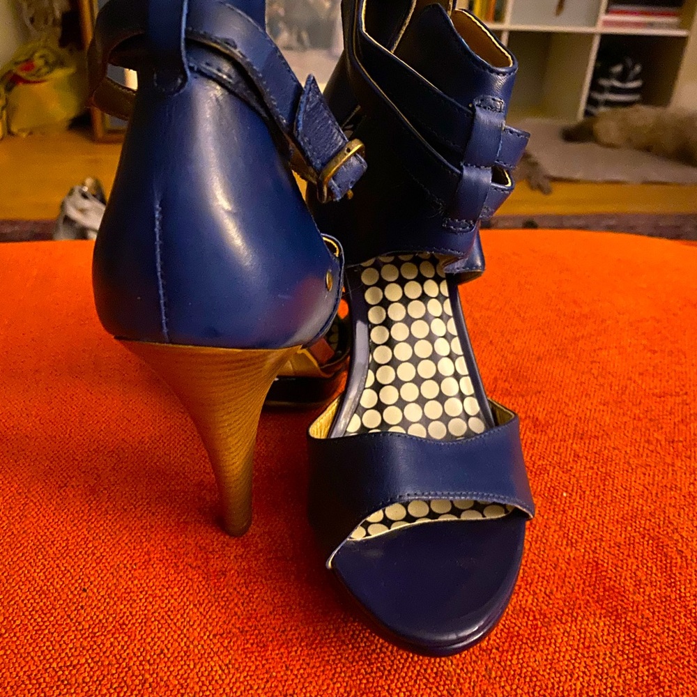 Canela’s Hush Puppies Heels